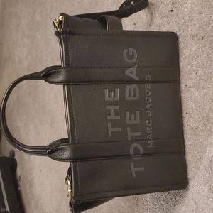 Marc Jacobs The Tote Bag